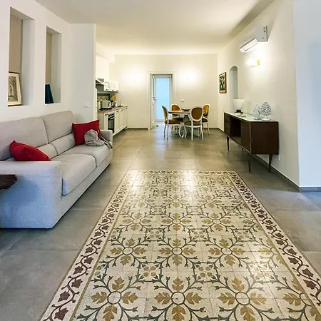 L'angolo Dei Mori - Badessa * Milazzo